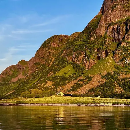 Alpesi faház Sandsbu - Lofoten Gimsøy
